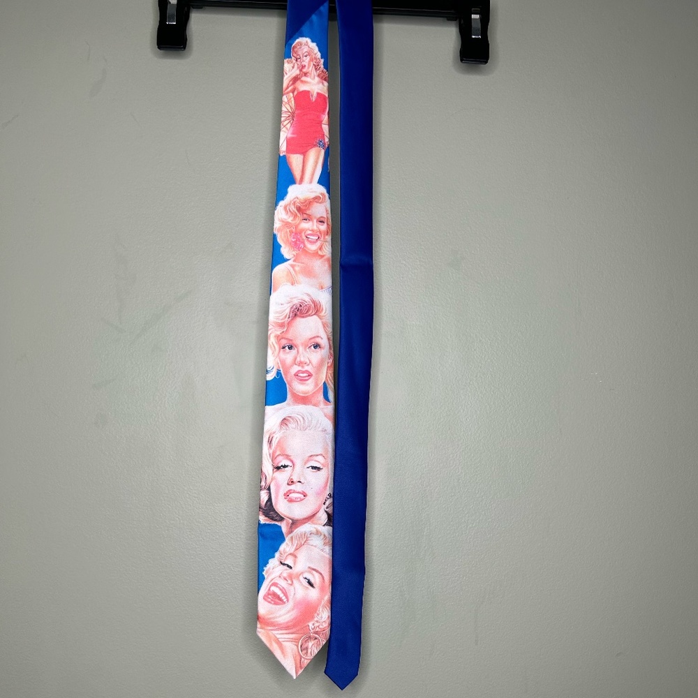Men's Ralph Marlin Marilyn Monroe vintage neck tie